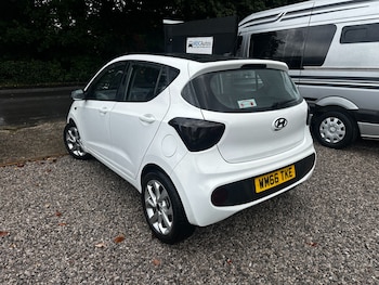 Used Hyundai i10 2017 for sale - 79571369: Photo