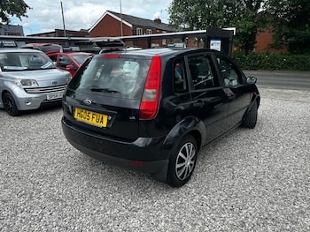 Used Ford Fiesta 2005 for sale - 79043415: Photo