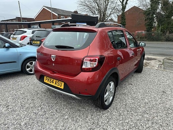 Used Dacia Sandero Stepway 2014 for sale - 77326491: Photo