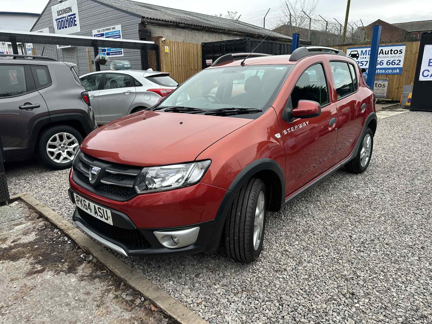 Used Dacia Sandero Stepway 2014 for sale - 77326491: Photo 4