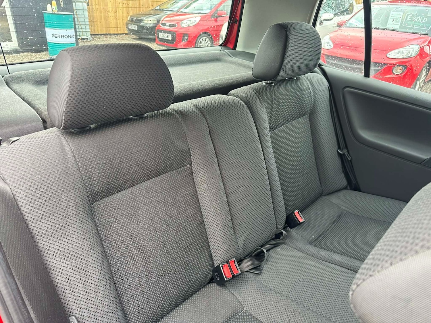 Used Volkswagen Polo 2001 for sale - 77833327: Photo 6