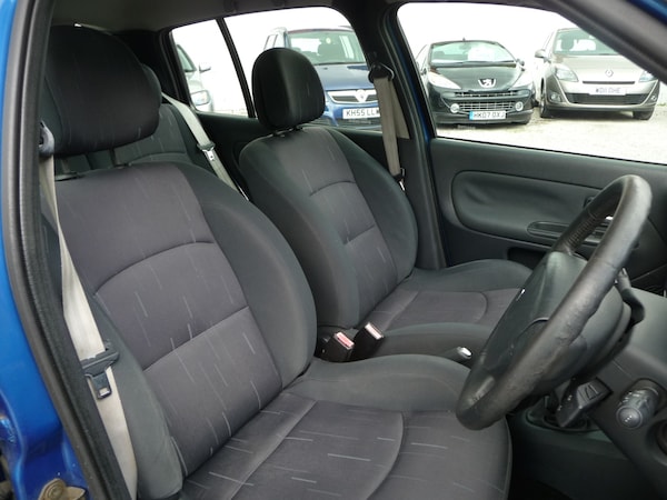 Used Renault Clio 2005 for sale - 76289166: Photo 5