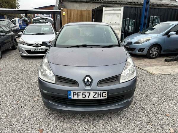 Used Renault Clio 2007 for sale - 76272777: Photo 12