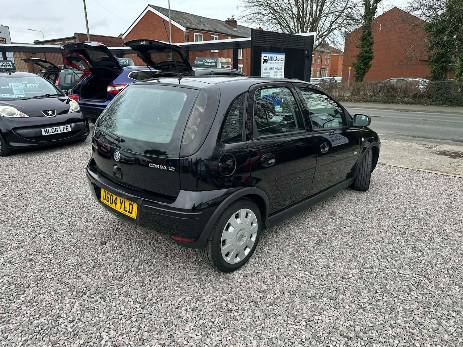 Used Vauxhall Corsa 2004 for sale - 77591336: Photo 2