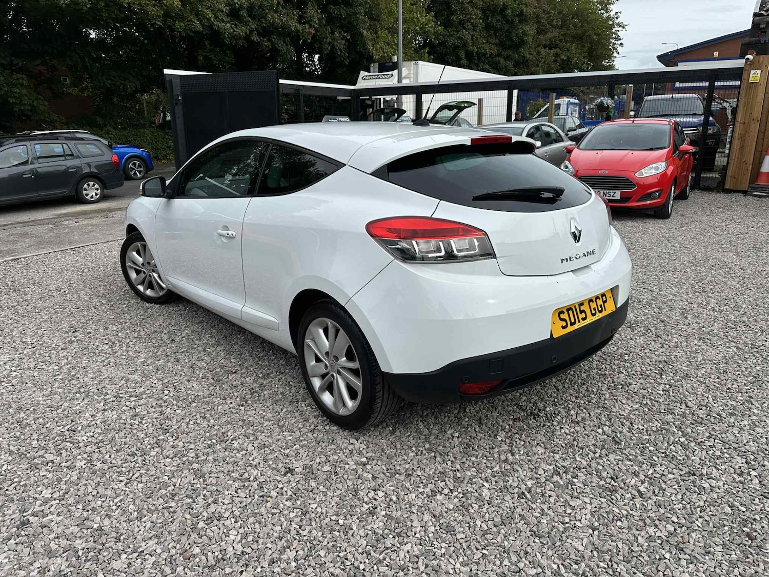 Used Renault Megane 2015 for sale - 76102238: Photo 3