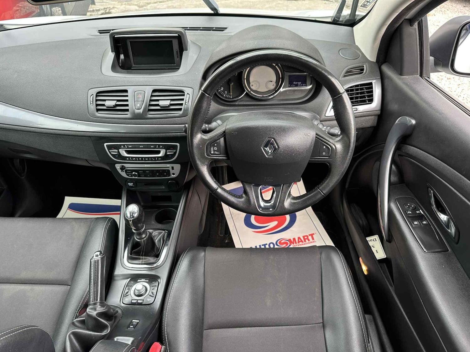 Used Renault Megane 2015 for sale - 76102238: Photo 7