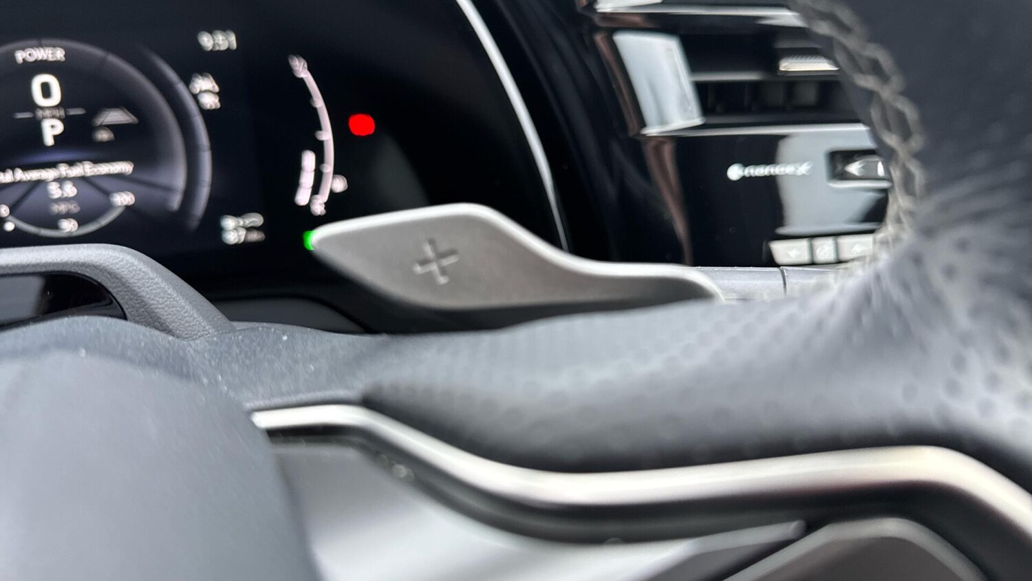 Used Lexus RX 2024 for sale - 77120159: Photo 35