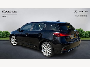 Used Lexus CT 2019 for sale - 76239334: Photo 2