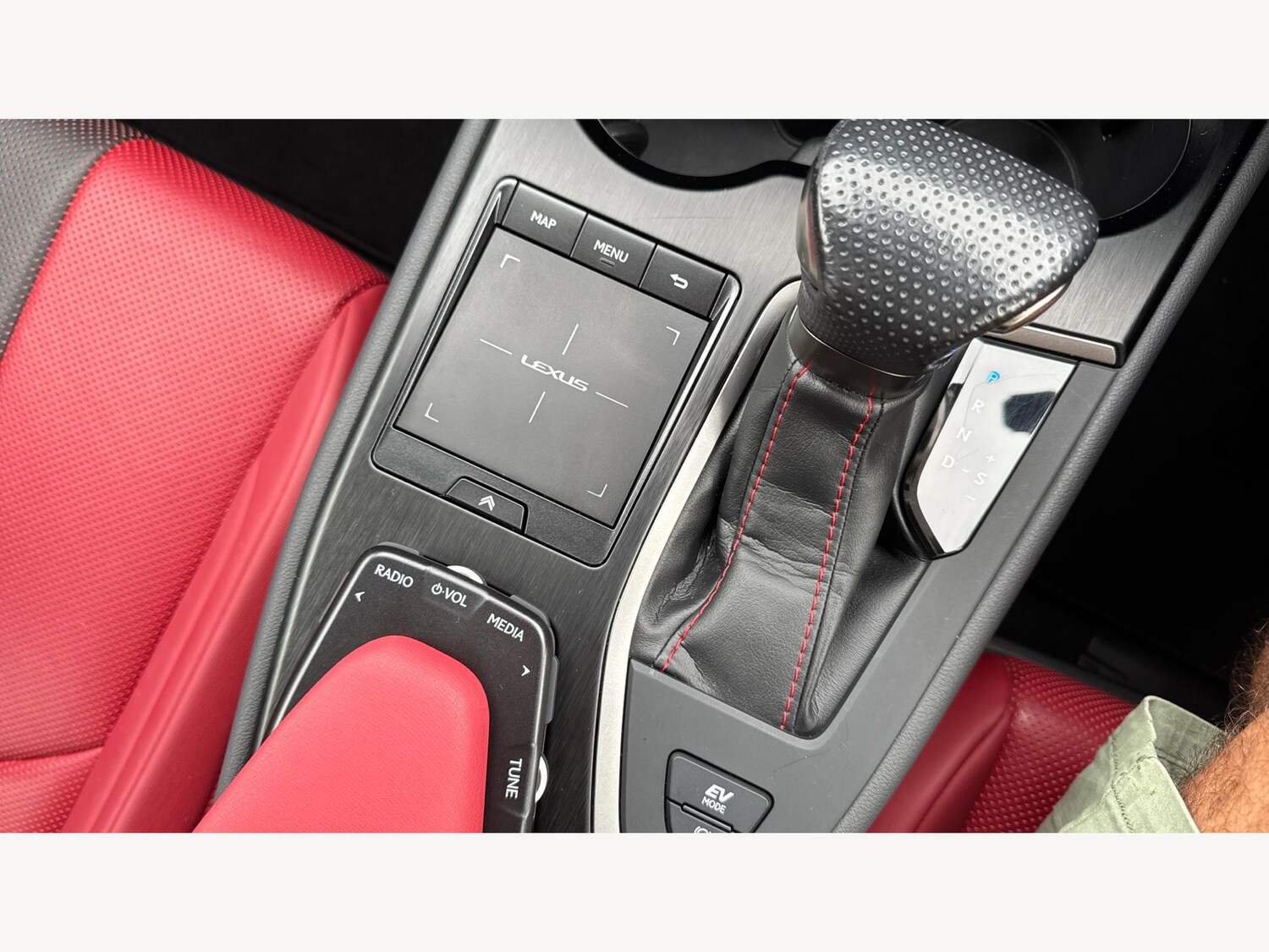 Used Lexus UX 2020 for sale - 76561778: Photo 31