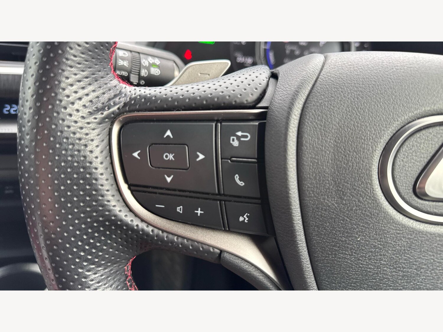 Used Lexus UX 2020 for sale - 76561778: Photo 32