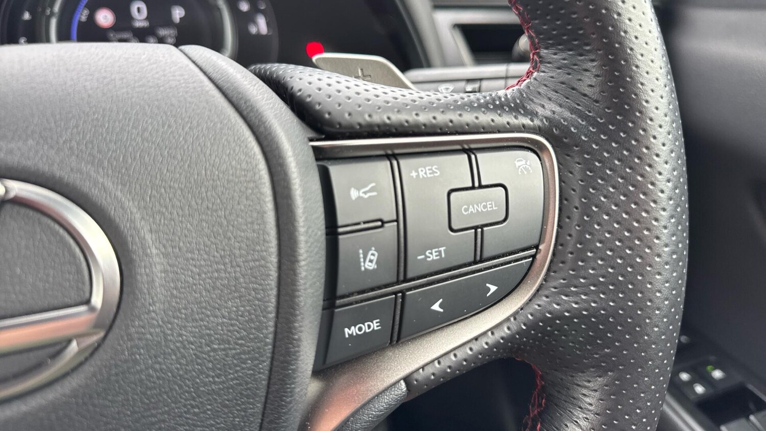 Used Lexus UX 2020 for sale - 76561778: Photo 33