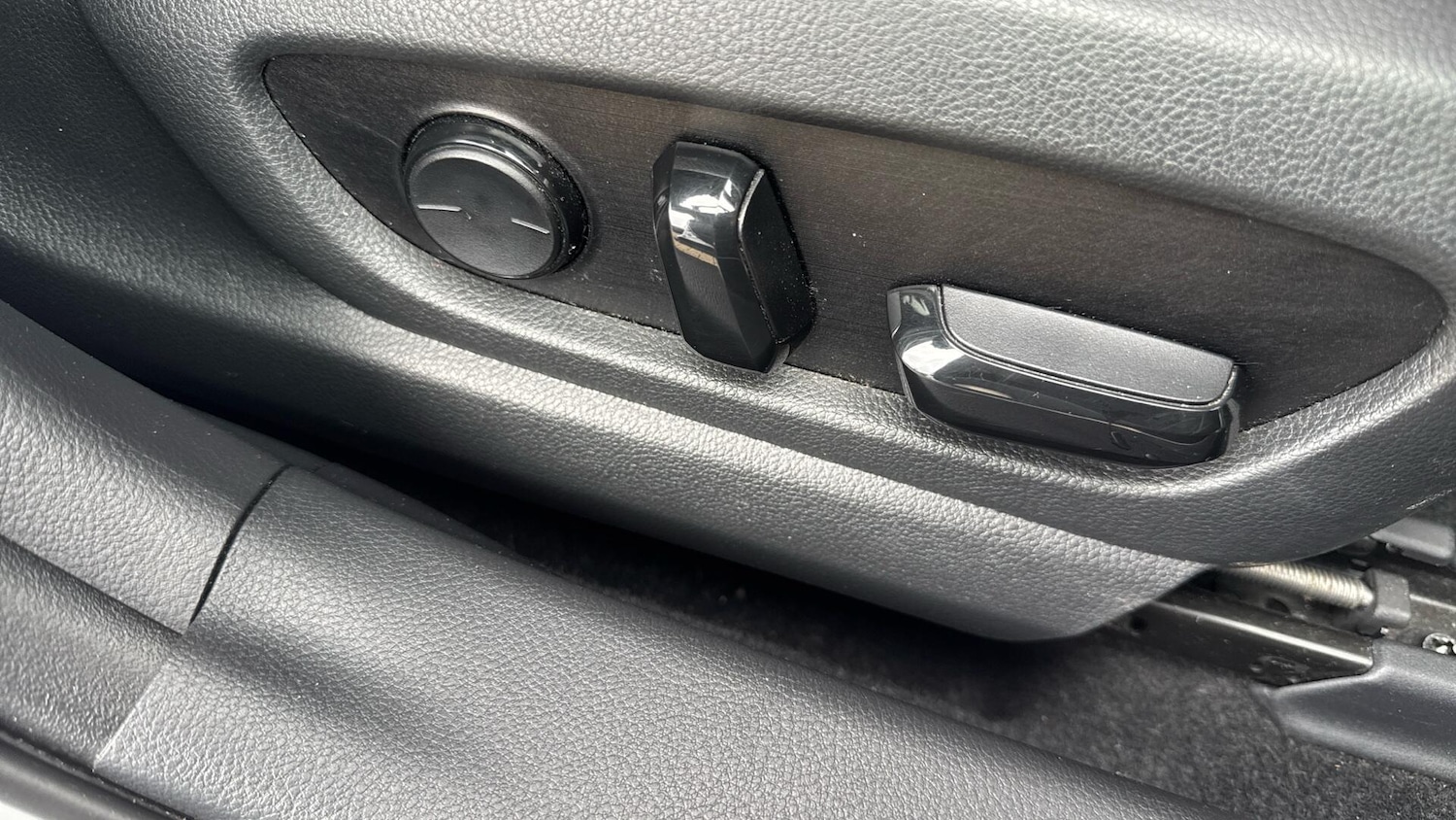 Used Lexus UX 2020 for sale - 76561778: Photo 38