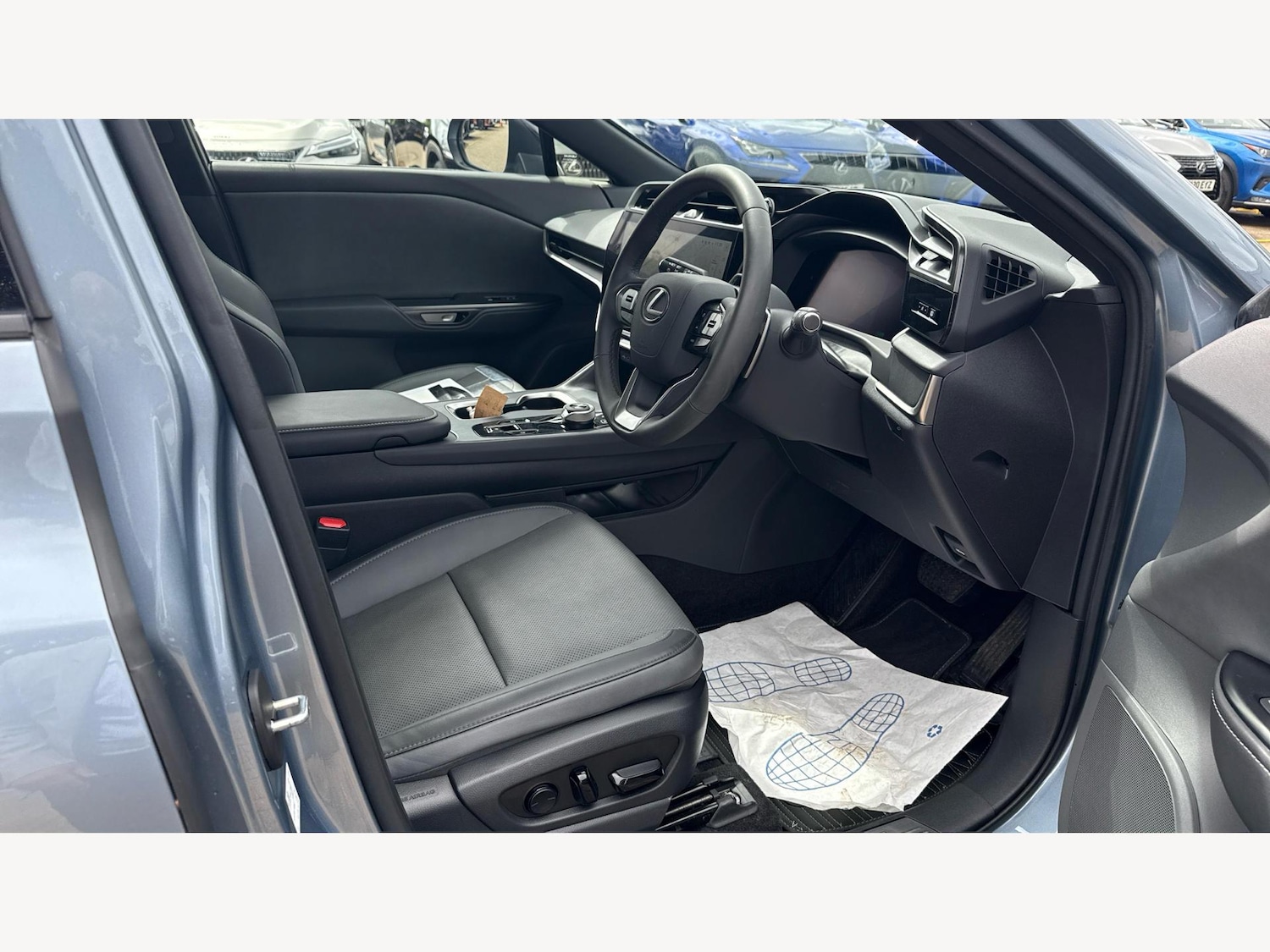 Used Lexus RZ 2024 for sale - 76688672: Photo 15