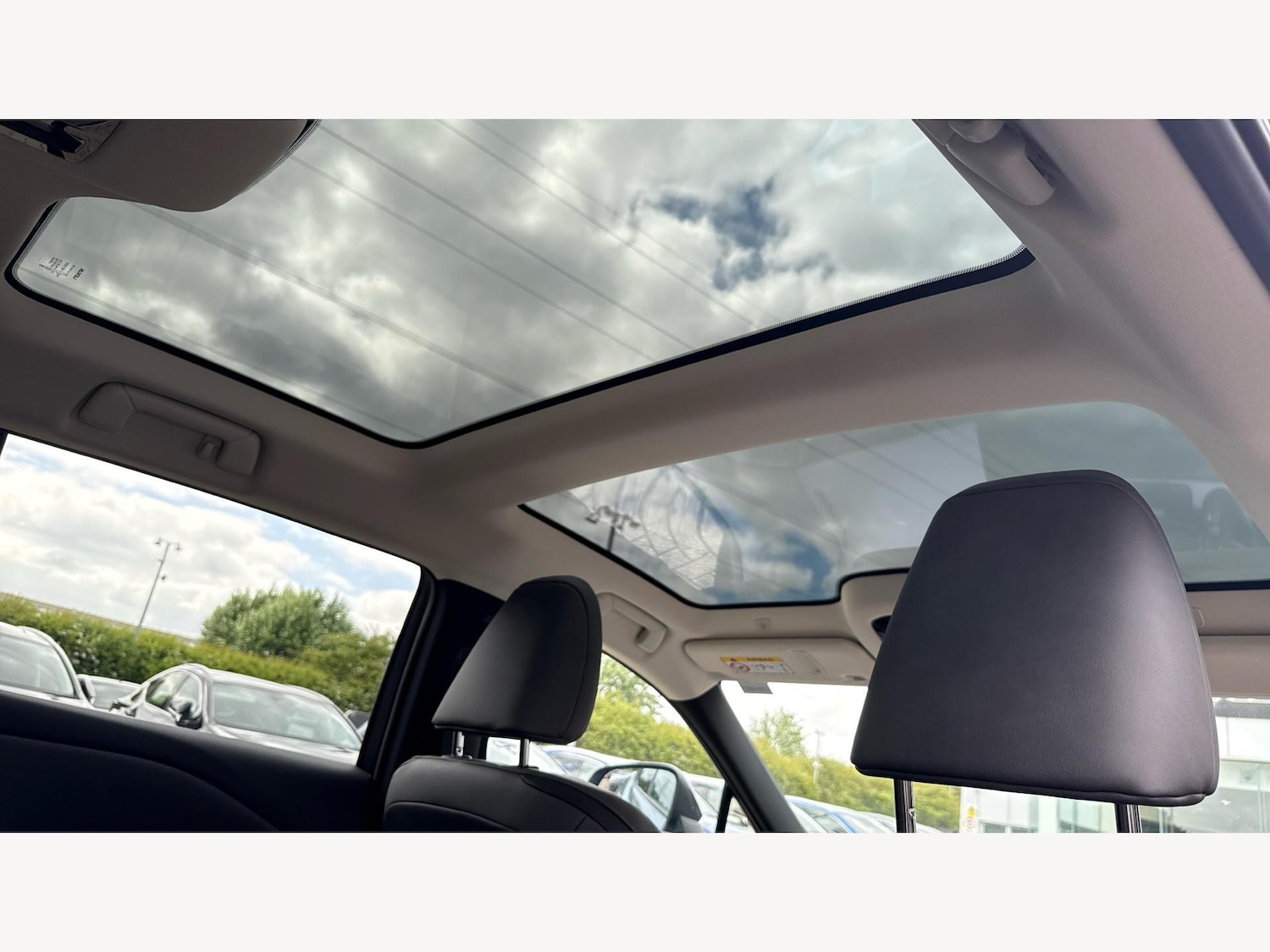 Used Lexus RZ 2024 for sale - 76688672: Photo 23