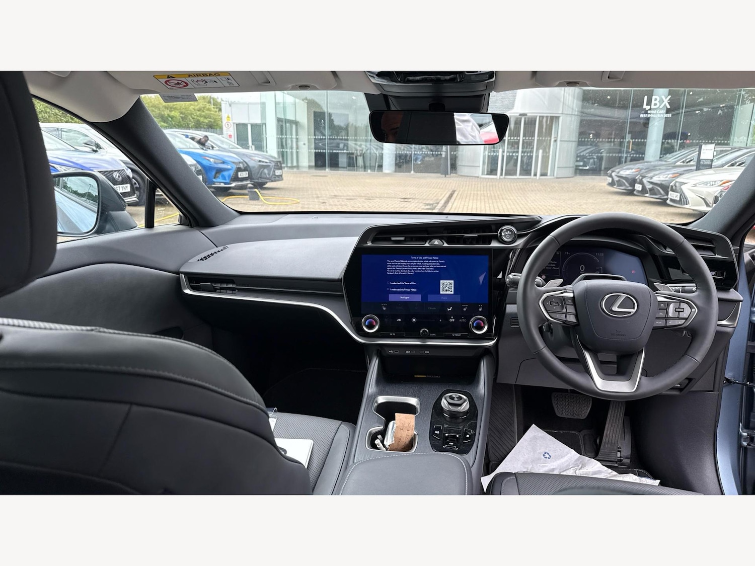 Used Lexus RZ 2024 for sale - 76688672: Photo 9