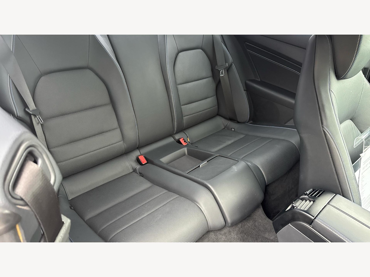 Used Mercedes-Benz E Class 2016 for sale - 76251048: Photo 11