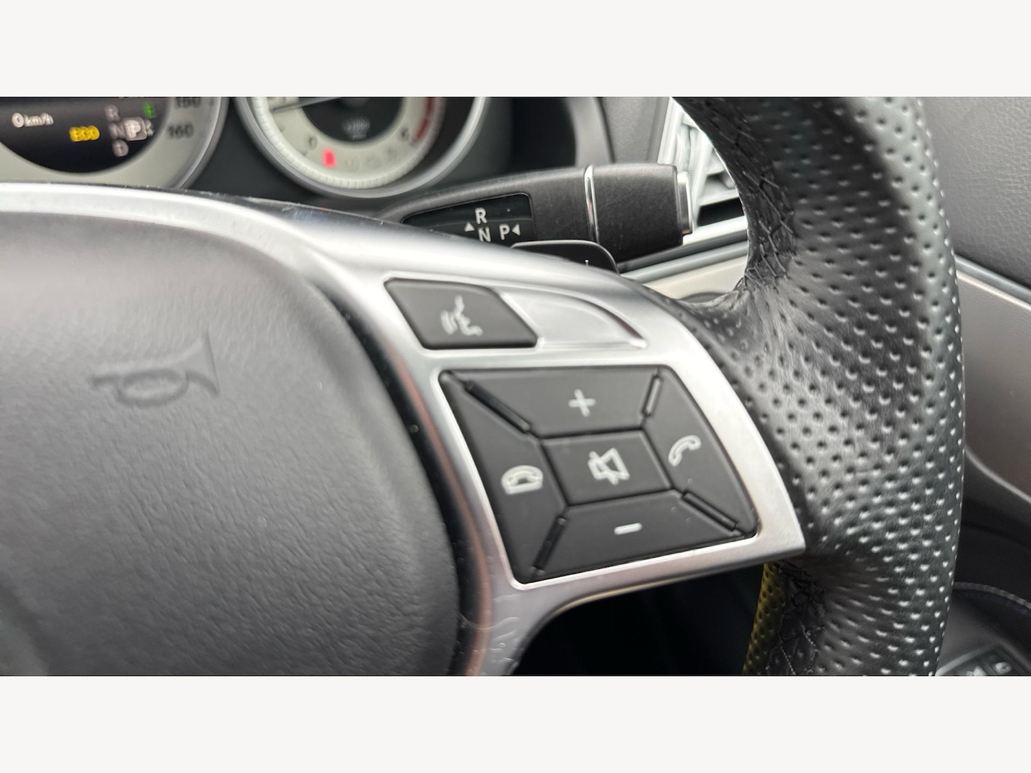 Used Mercedes-Benz E Class 2016 for sale - 76251048: Photo 32