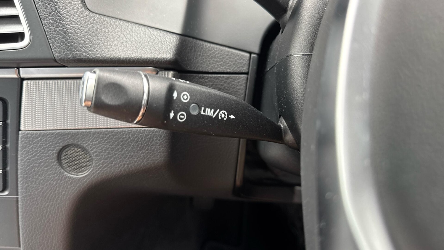 Used Mercedes-Benz E Class 2016 for sale - 76251048: Photo 33
