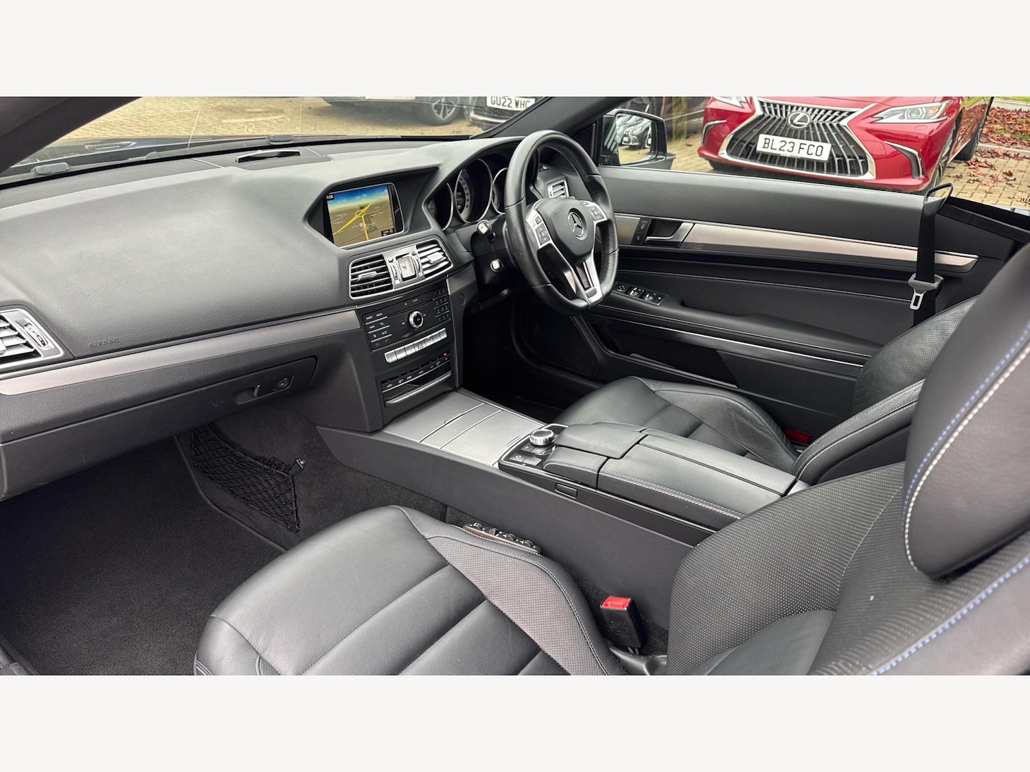 Used Mercedes-Benz E Class 2016 for sale - 76251048: Photo 8