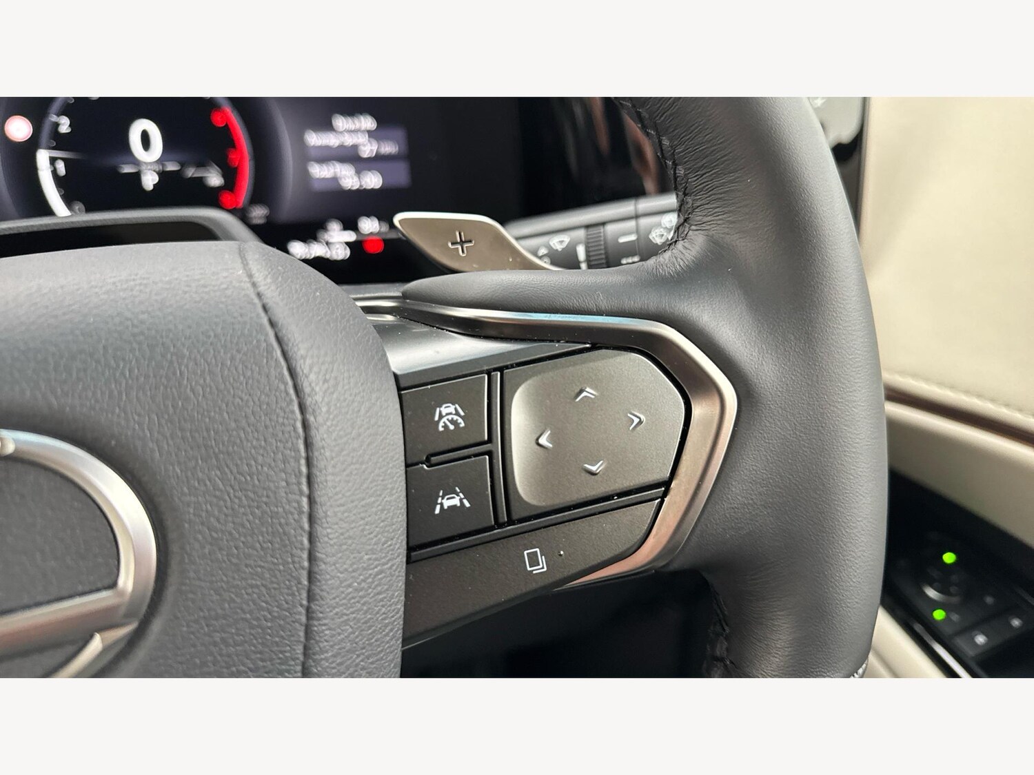 Used Lexus LM 2025 for sale - 76976283: Photo 30