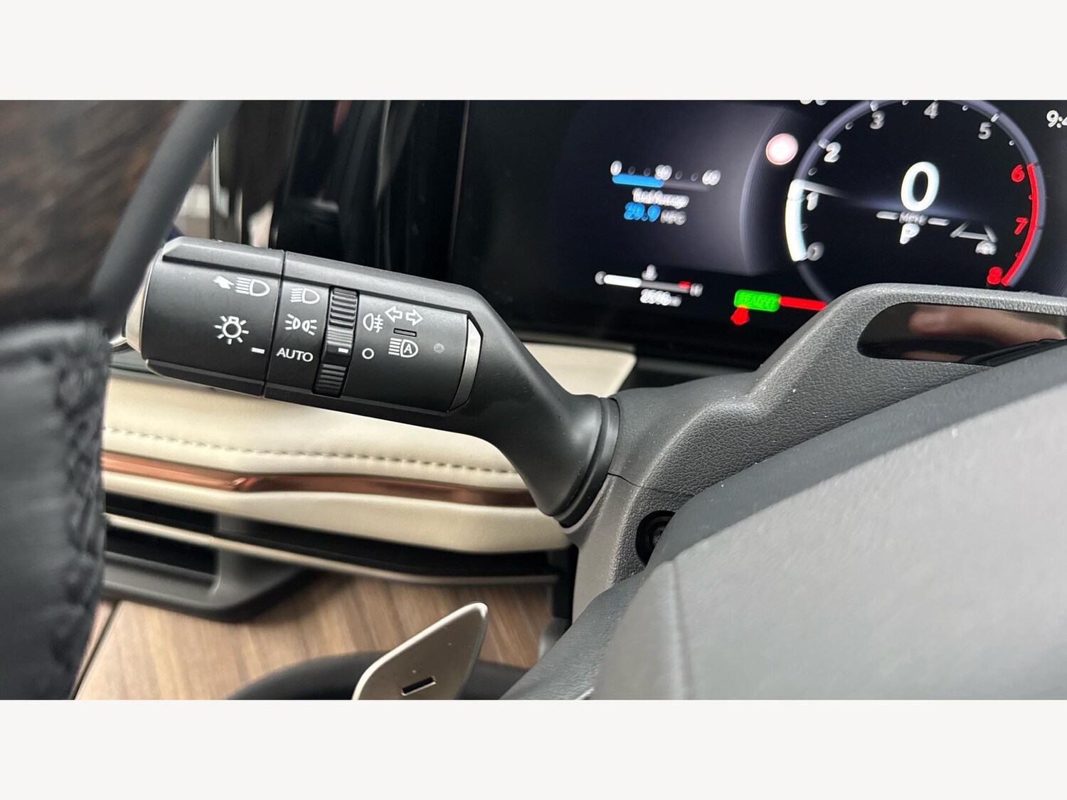 Used Lexus LM 2025 for sale - 76976283: Photo 31