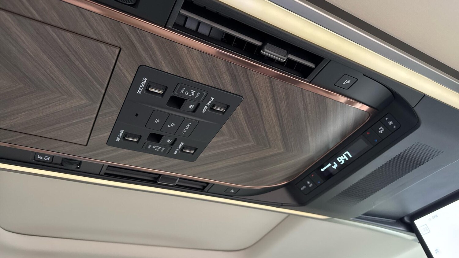 Used Lexus LM 2025 for sale - 76976283: Photo 39