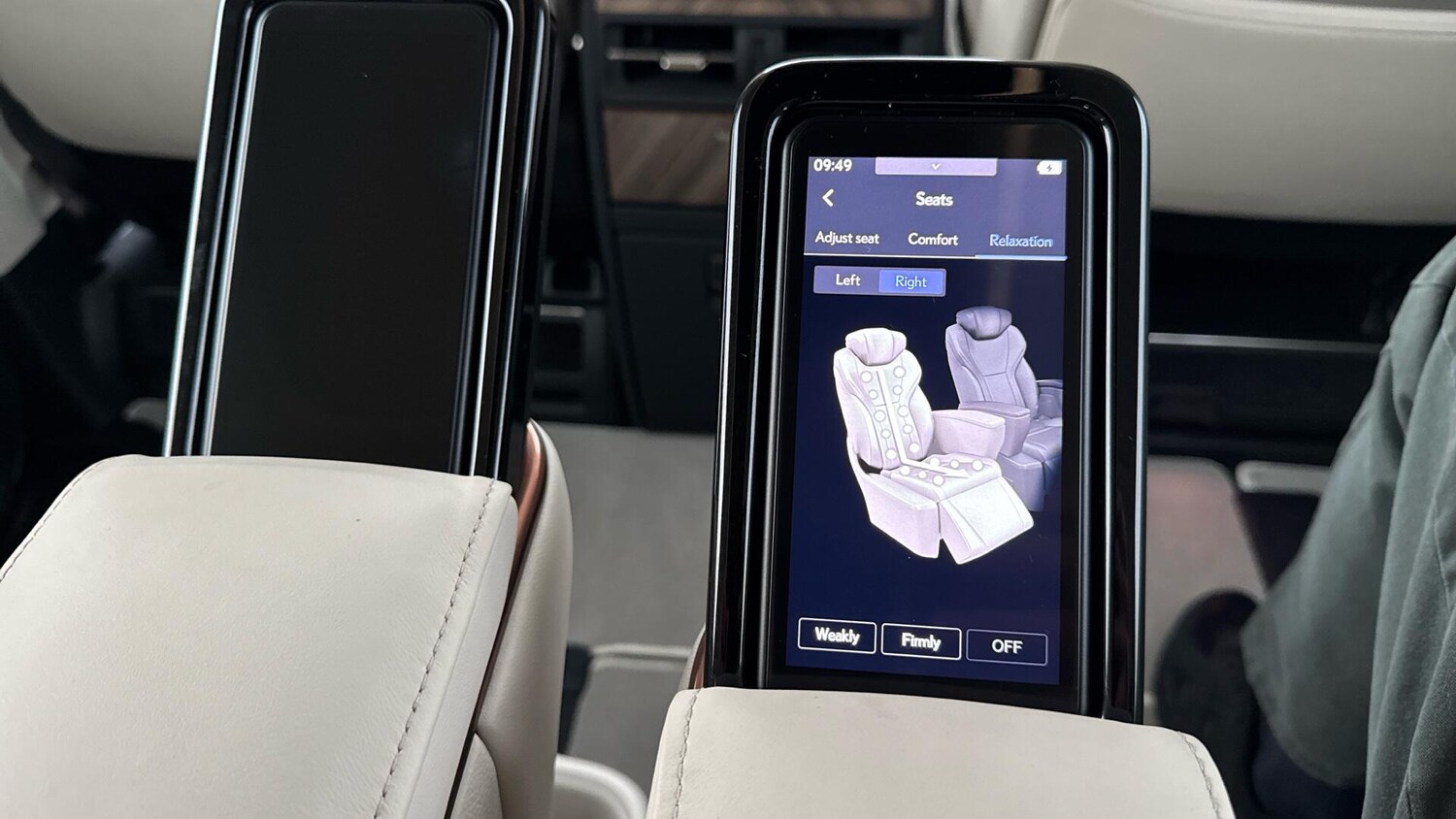 Used Lexus LM 2025 for sale - 76976283: Photo 44