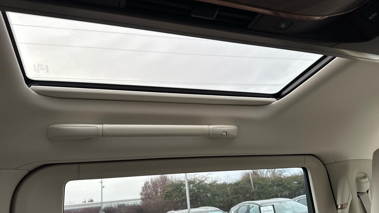 Used Lexus LM 2025 for sale - 76976283: Photo 45