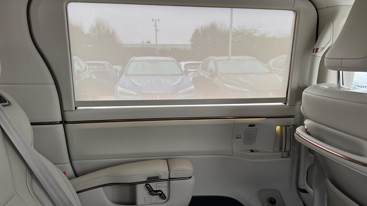 Used Lexus LM 2025 for sale - 76976283: Photo 46