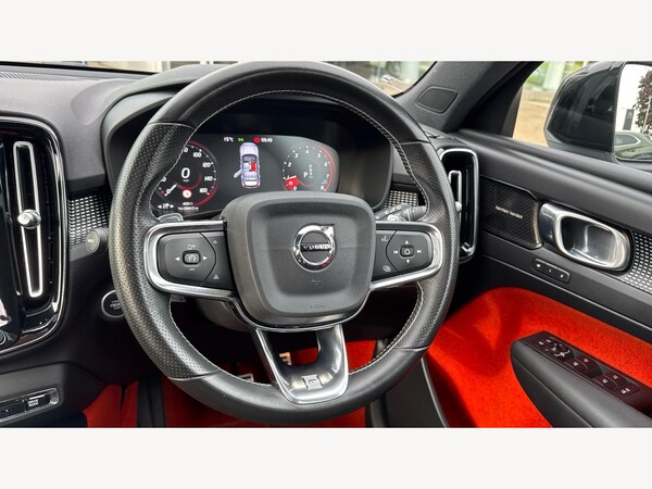Used Volvo XC40 2018 for sale - 76215372: Photo 13
