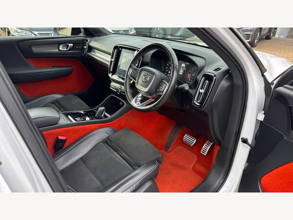 Used Volvo XC40 2018 for sale - 76215372: Photo 15