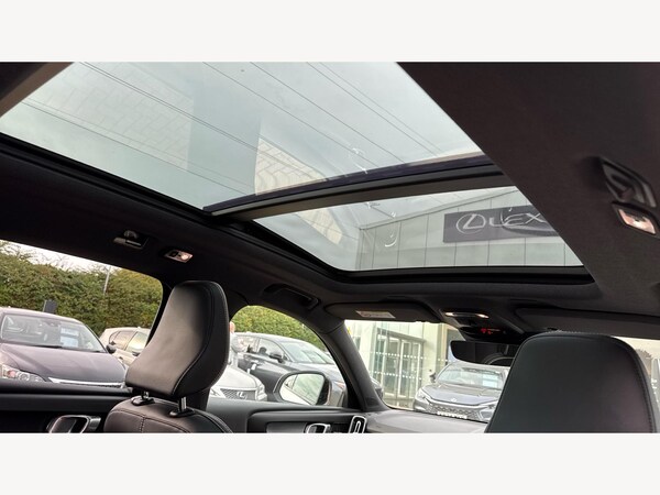 Used Volvo XC40 2018 for sale - 76215372: Photo 28