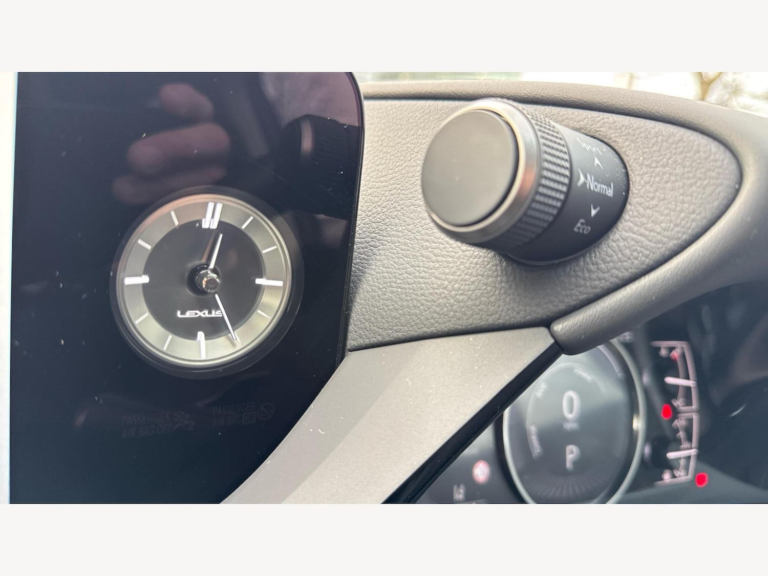 Used Lexus ES 2025 for sale - 77021257: Photo 29