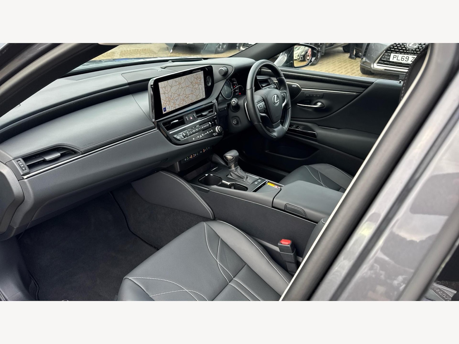 Used Lexus ES 2025 for sale - 77021257: Photo 8