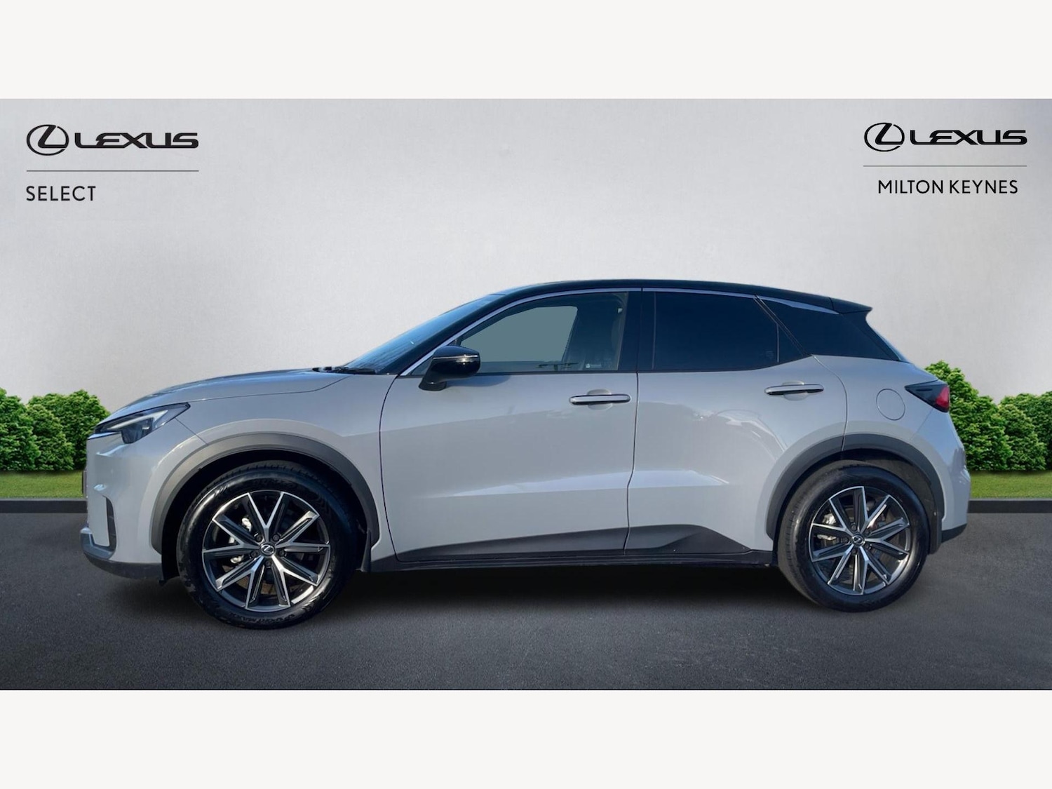 Used Lexus LBX 2024 for sale - 77053931: Photo 3