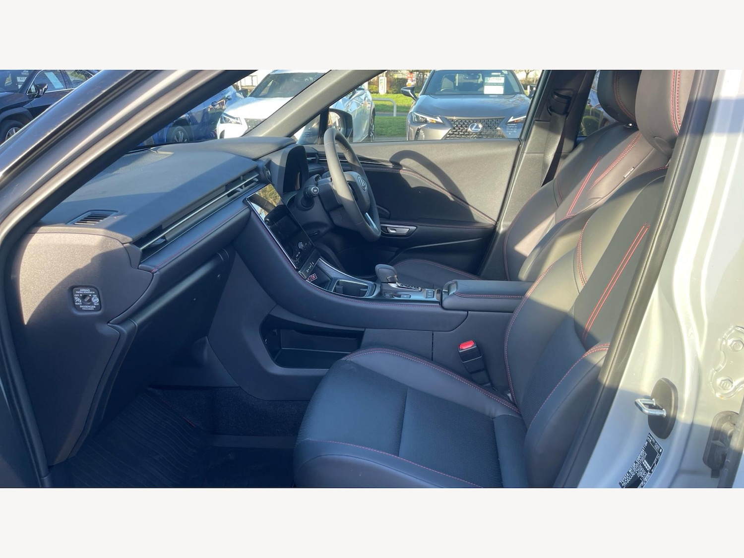 Used Lexus LBX 2024 for sale - 77053931: Photo 8