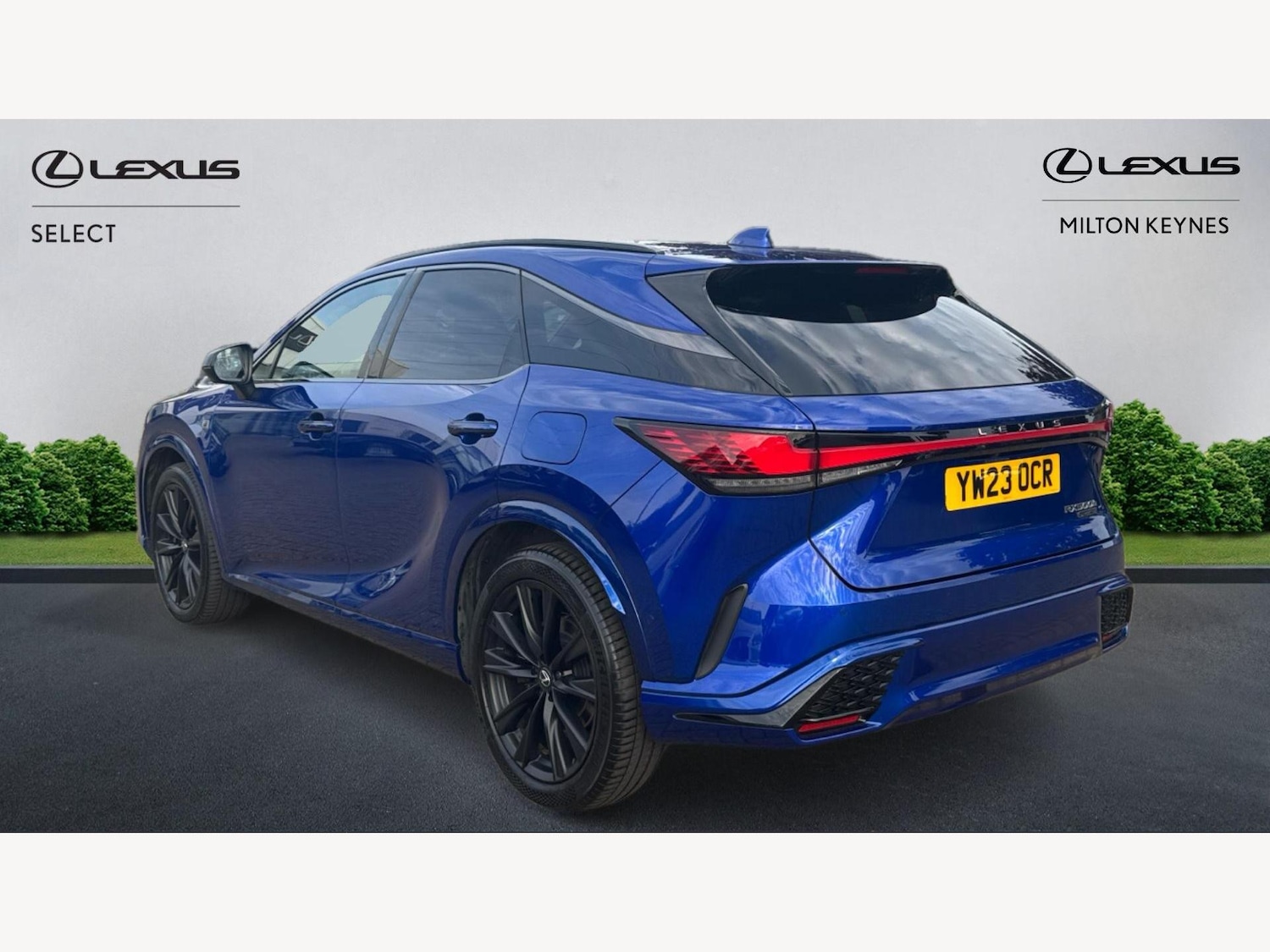 Used Lexus RX 2023 for sale - 76918664: Photo 2