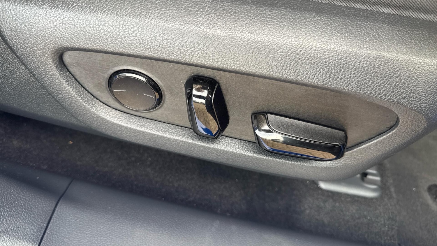 Used Lexus RX 2023 for sale - 76918664: Photo 34