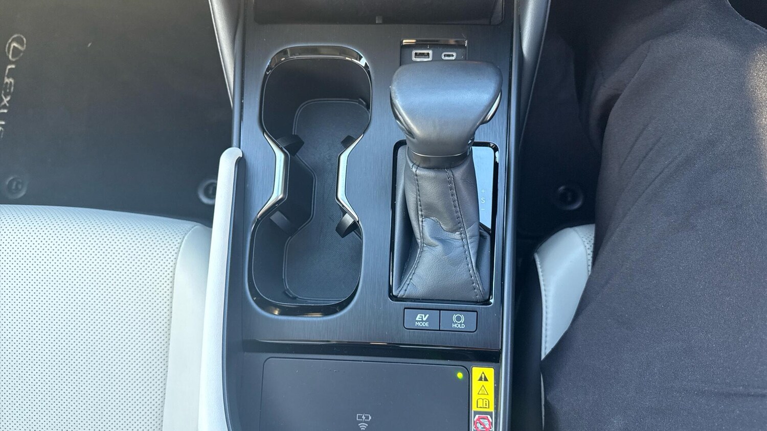 Used Lexus ES 2023 for sale - 76765189: Photo 50