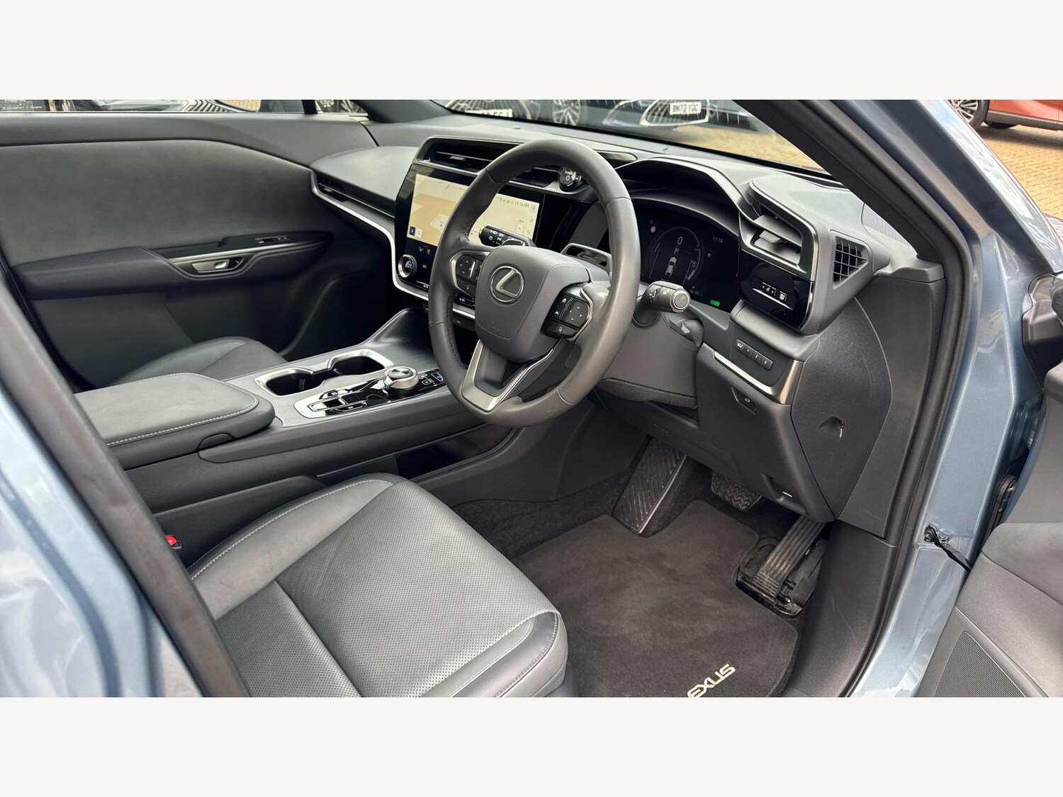 Used Lexus RZ 2024 for sale - 76620191: Photo 15