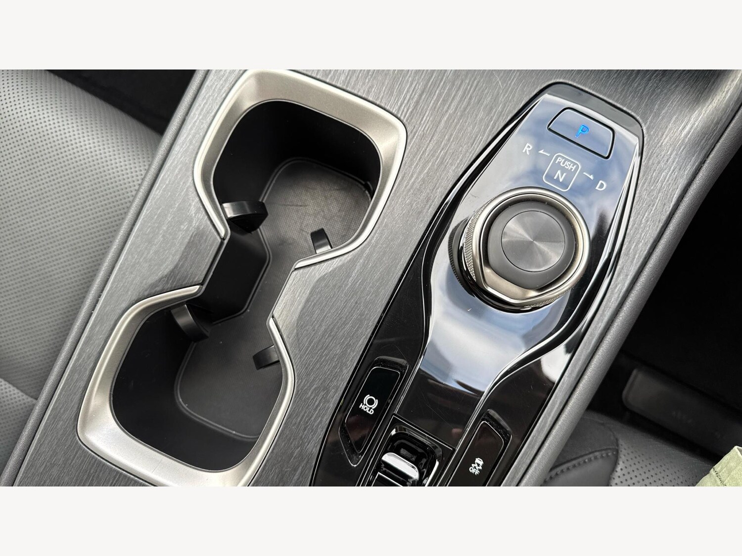 Used Lexus RZ 2024 for sale - 76620191: Photo 30