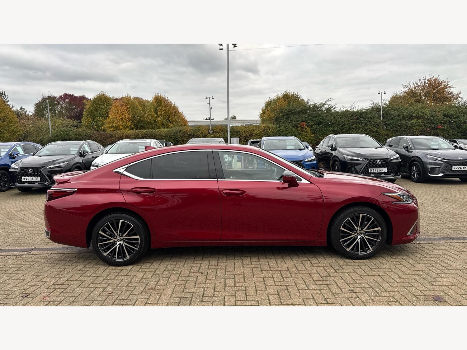 Used Lexus ES 2023 for sale - 76326869: Photo 18