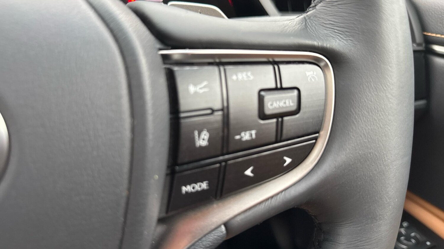 Used Lexus ES 2023 for sale - 76326869: Photo 34