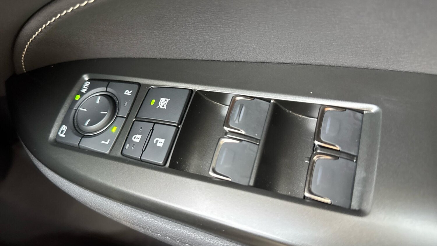 Used Lexus NX 2024 for sale - 76823597: Photo 35