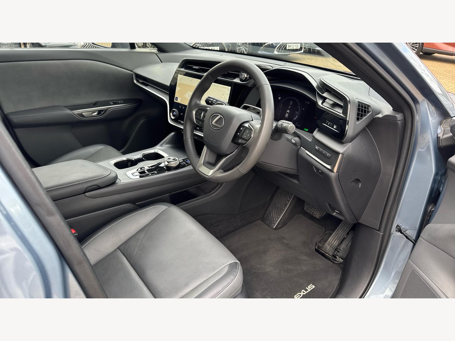 Used Lexus RZ 2024 for sale - 76898502: Photo 15