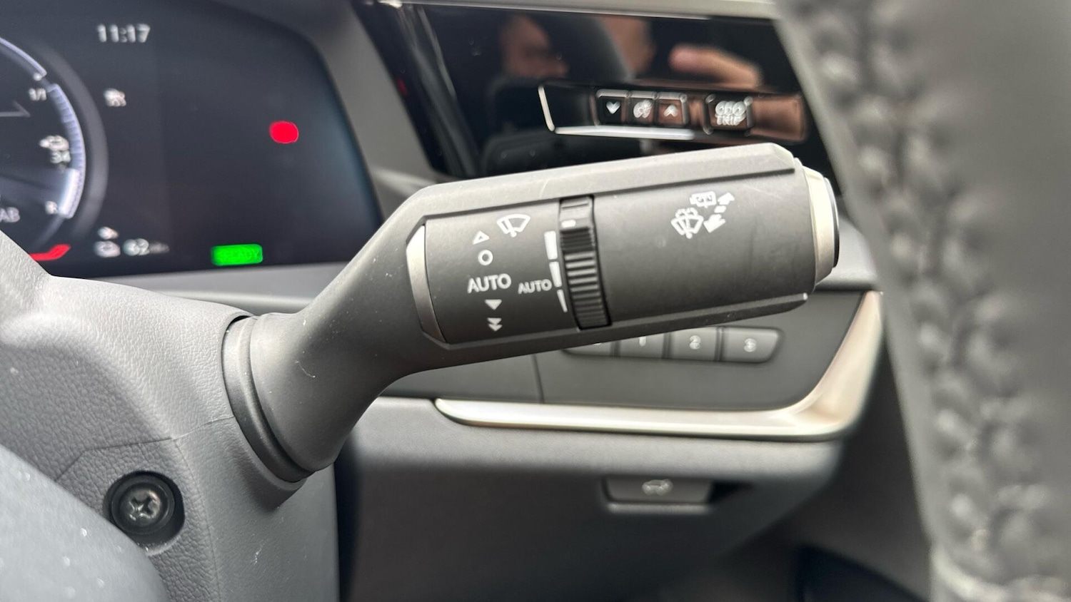 Used Lexus RZ 2024 for sale - 76898502: Photo 35