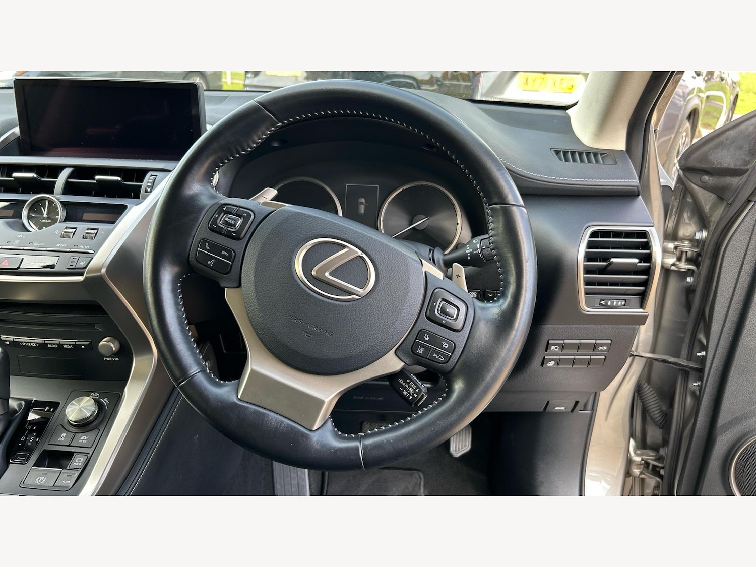Used Lexus NX 2019 for sale - 76317880: Photo 10