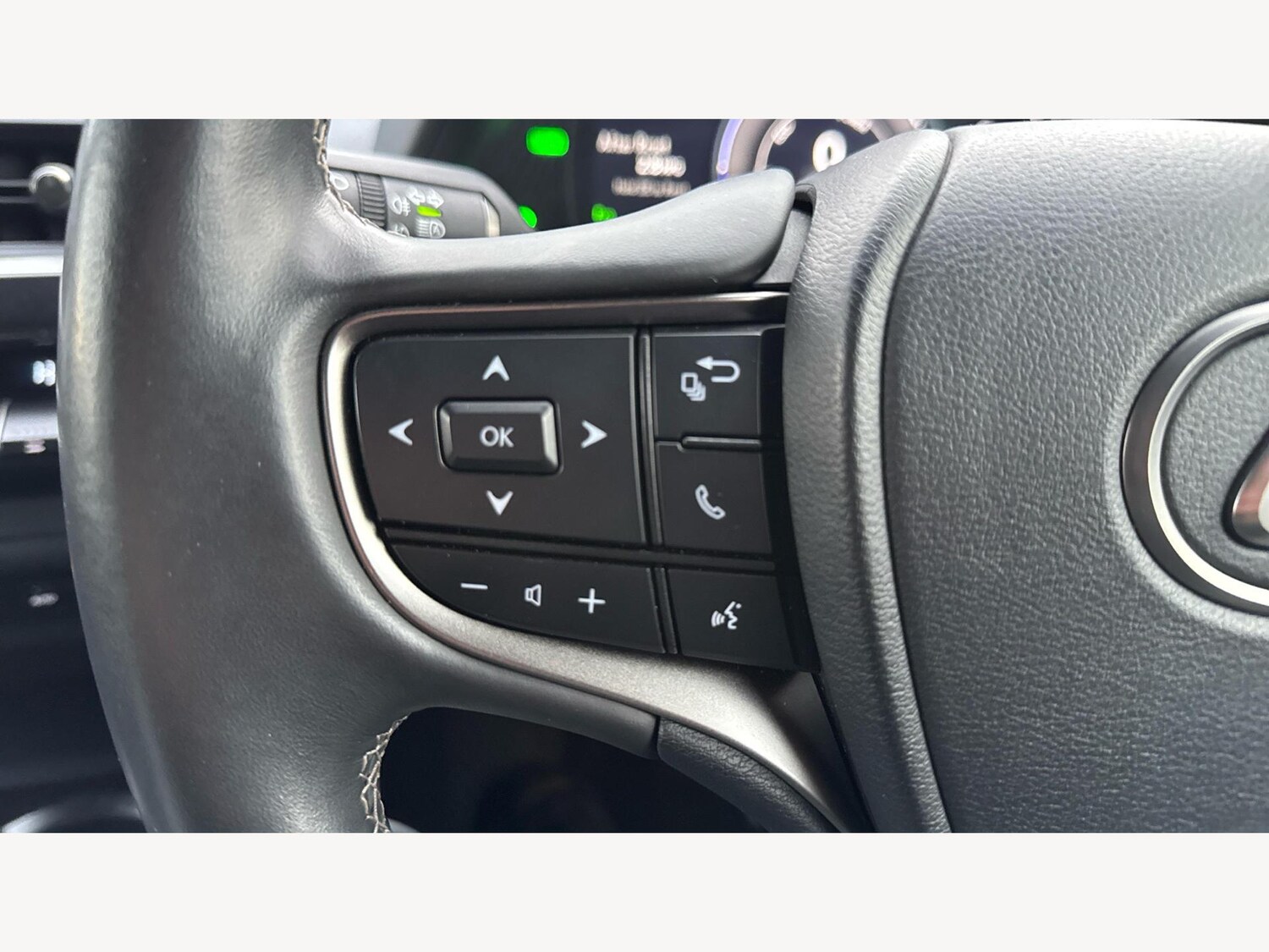 Used Lexus UX 2022 for sale - 76765217: Photo 31