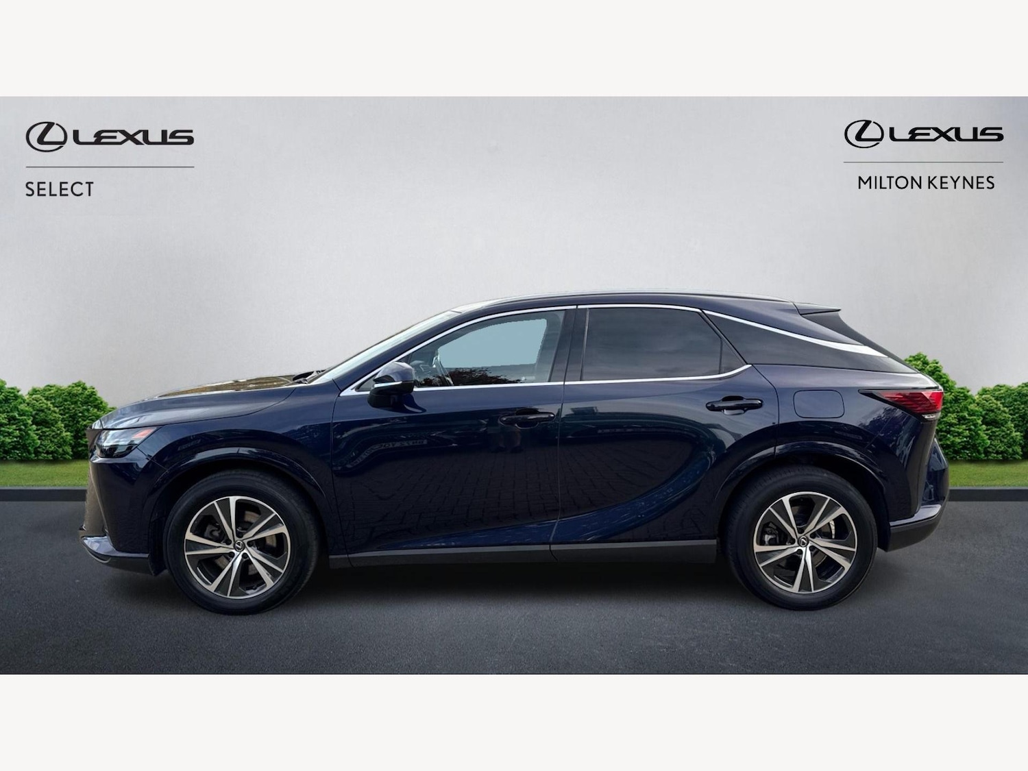 Used Lexus RX 2023 for sale - 76388357: Photo 3