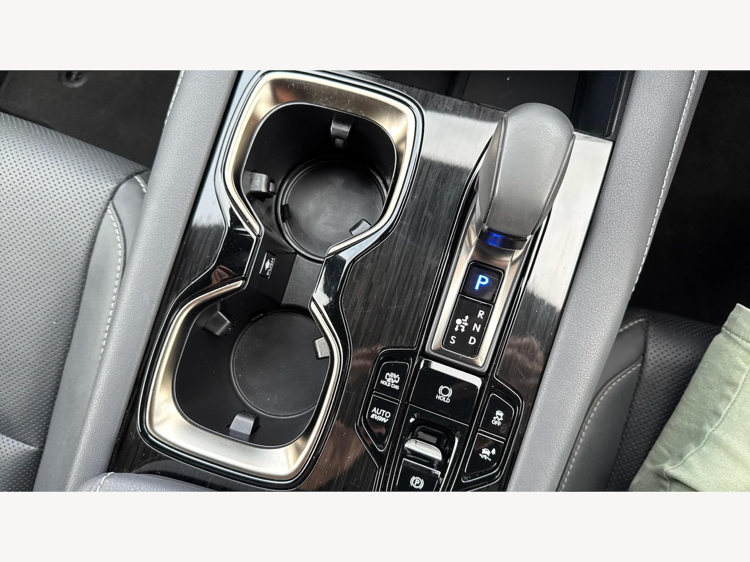 Used Lexus RX 2023 for sale - 76388357: Photo 30